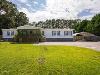 Foreclosed Home - 298 HOWARDS LANDING RD, 28443
