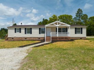 Foreclosed Home - 307 OLD FOLKSTONE RD, 28445