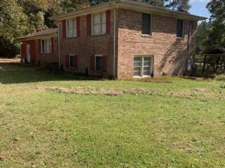 Foreclosed Home - List 100719150
