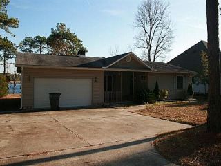 Foreclosed Home - 528 N SHORE DR, 28461
