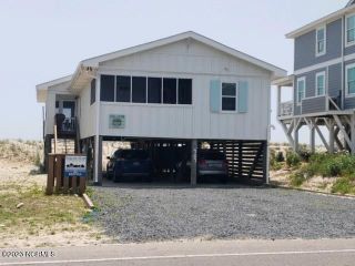 Foreclosed Home - 707 W BEACH DR, 28465