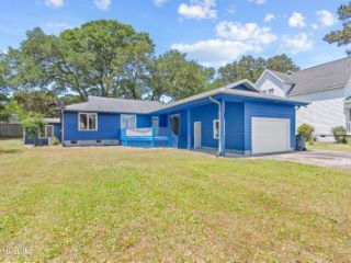 Foreclosed Home - 1716 OLD SOUND CREEK CIR SW, 28469