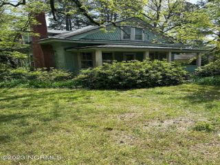 Foreclosed Home - 406 N FRANKLIN ST, 28472