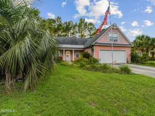 Foreclosed Home - 120 S PALM DR, 28479
