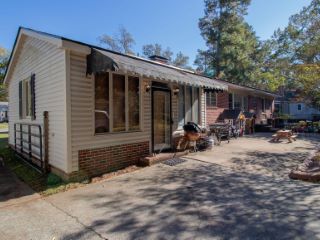 Foreclosed Home - 1402 WEST RD, 28501