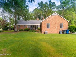 Foreclosed Home - 2100 SAINT GEORGE PL, 28504