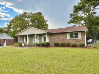 Foreclosed Home - 2468 IRVIN DR, 28504