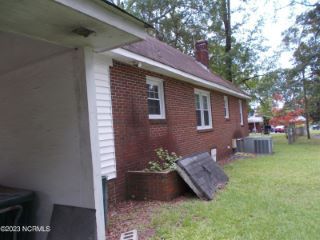Foreclosed Home - 1552 HWY 258 N, 28504