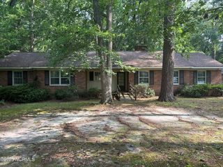 Foreclosed Home - 2210 STALLINGS DR, 28504