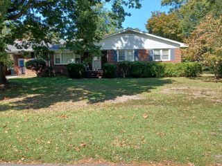 Foreclosed Home - 2206 STANTON RD, 28504