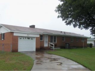 Foreclosed Home - 4801 A ST, 28504