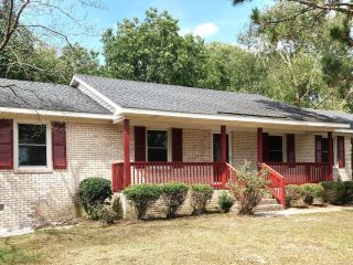 Foreclosed Home - 2576 FORREST DR, 28504