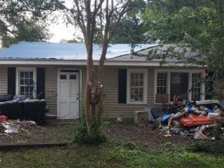 Foreclosed Home - 1068 SULLIVAN RD, 28504