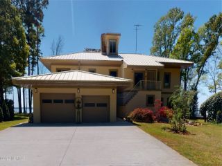 Foreclosed Home - 167 INDIAN BLUFF DR, 28510