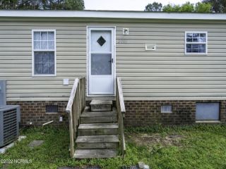 Foreclosed Home - 2040 DOVER FORT BARNWELL RD, 28526