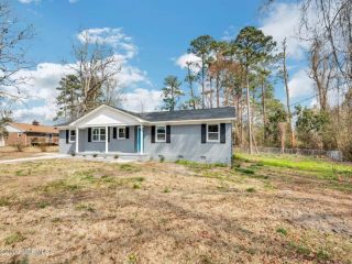 Foreclosed Home - 101 RIVERSIDE DR, 28532