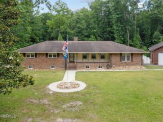 Foreclosed Home - 21 CHEROKEE DR, 28532