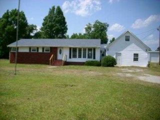 Foreclosed Home - 225 GREAT NECK LANDING RD, 28539