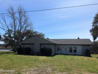 Foreclosed Home - 144 MULLENS RD, 28539