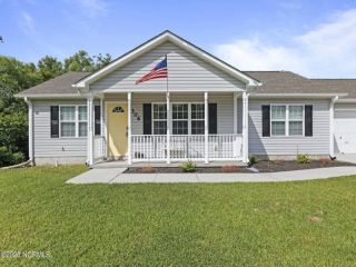 Foreclosed Home - 306 TOP KNOT RD, 28539