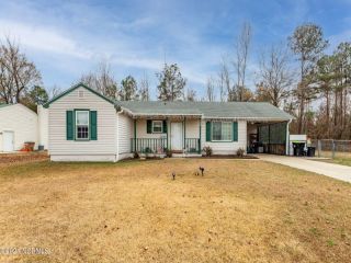 Foreclosed Home - 500 SARAH CT, 28540