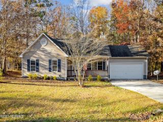 Foreclosed Home - 211 FALLING LEAF CT, 28540