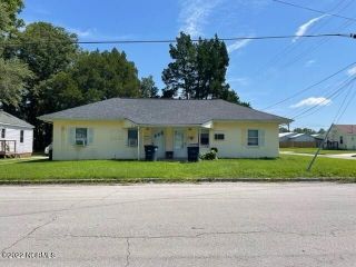 Foreclosed Home - 300 RICHLANDS AVE, 28540