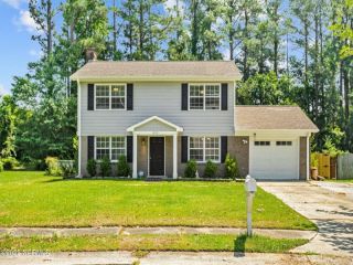 Foreclosed Home - 1012 FOSCUE DR, 28540
