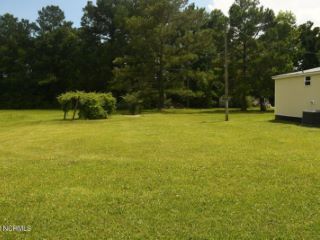 Foreclosed Home - 110B COUNTRY CLUB BLVD, 28540