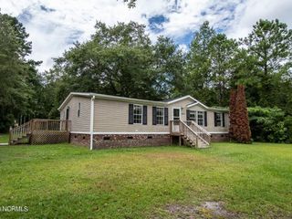Foreclosed Home - 1615 CATHERINE LAKE RD, 28540