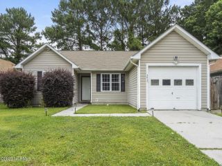 Foreclosed Home - 3017 E WINDGATE CT, 28546