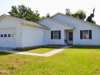 Foreclosed Home - 3002 E WINDGATE CT, 28546