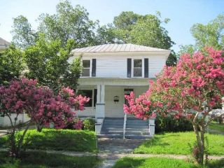 Foreclosed Home - 1616 SPENCER AVE, 28560