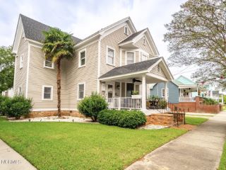 Foreclosed Home - 707 E FRONT ST, 28560