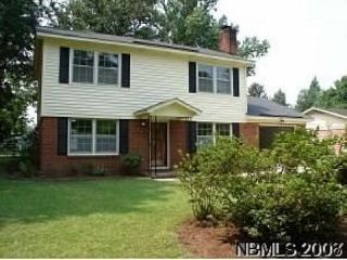 Foreclosed Home - 3005 ROANOKE AVE, 28562