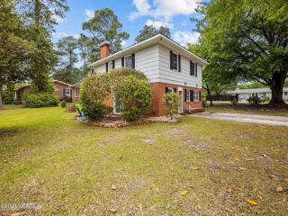 Foreclosed Home - 1501 KIMBERLY RD, 28562