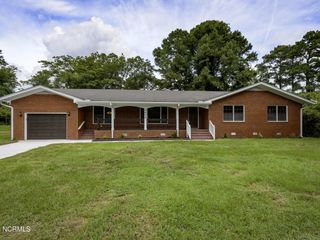 Foreclosed Home - 4626 US 17 HWY S, 28562
