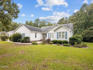 Foreclosed Home - 1210 PINE VALLEY DR, 28562