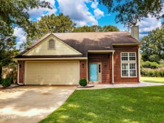 Foreclosed Home - 4902 WOODBROOK DR, 28562
