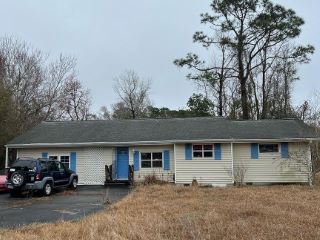 Foreclosed Home - 8240 HIGHWAY 70, 28570