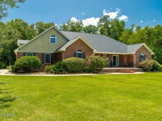 Foreclosed Home - 200 SHEPPARD CRUSE DR, 28570