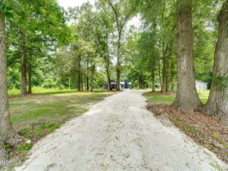 Foreclosed Home - 1474 SMALL TOWN RD, 28572