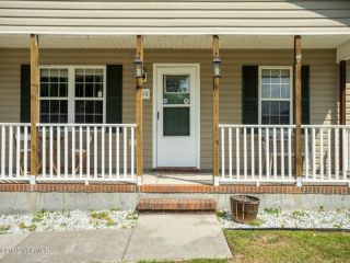 Foreclosed Home - 200 MAGEN CT, 28574