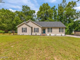 Foreclosed Home - 161 CORE RD, 28574