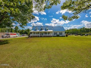 Foreclosed Home - 5755 US 17 HWY N, 28586
