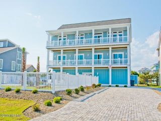 Foreclosed Home - 1810 OCEAN DR, 28594