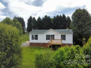 Foreclosed Home - 2138 HUNTERWOOD DR, 28601