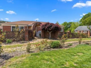 Foreclosed Home - 331 29TH AVENUE DR NW, 28601