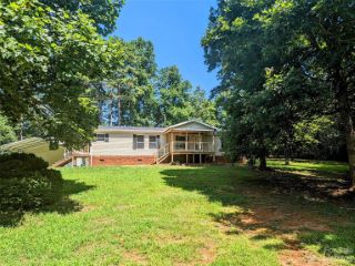 Foreclosed Home - 352 DOGWOOD DR, 28601