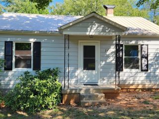 Foreclosed Home - 146 38TH ST NW, 28601
